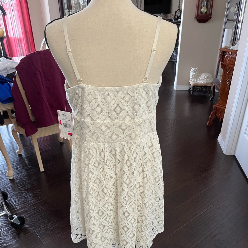 Woman’s Lacey dress.